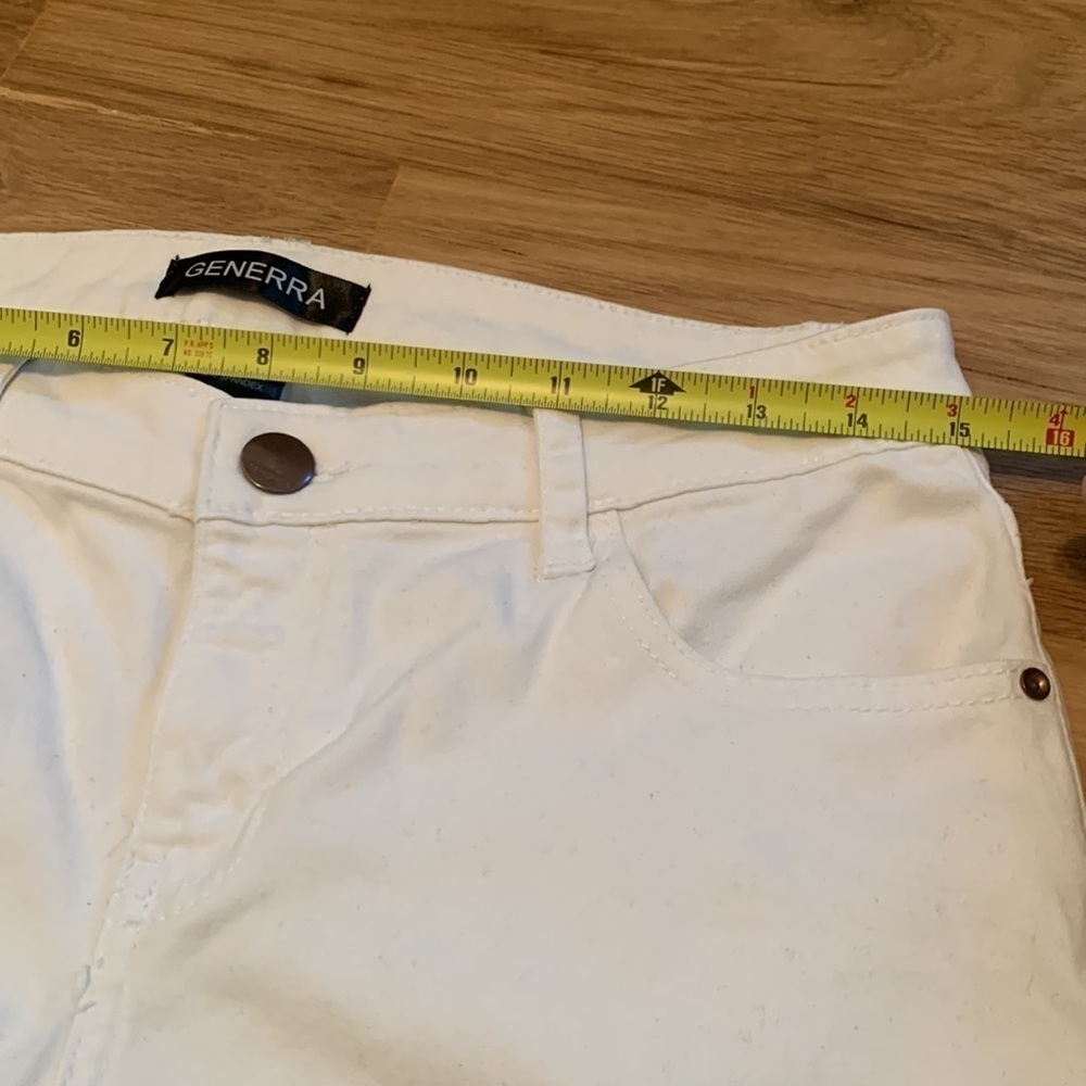 Generra Cuffed Capri White Jeans Pants Junior’s 5 - Picture 7 of 13